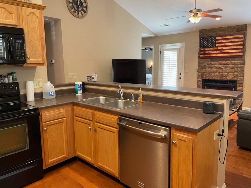 9836 Thunderbolt Way, Knoxville, TN 37923