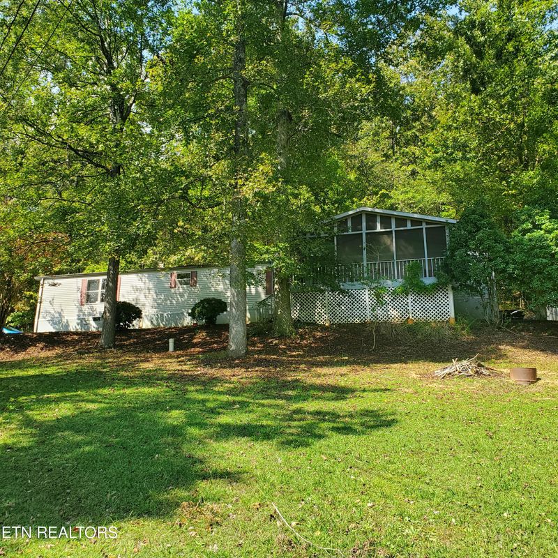 984 Post Oak Valley Rd, Rockwood, TN 37854