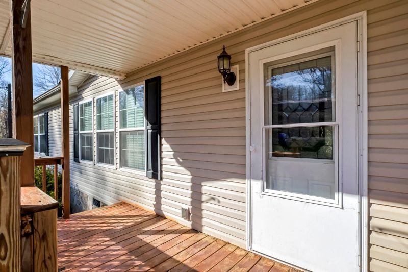 9843 Heiskell Rd, Heiskell, TN 37754