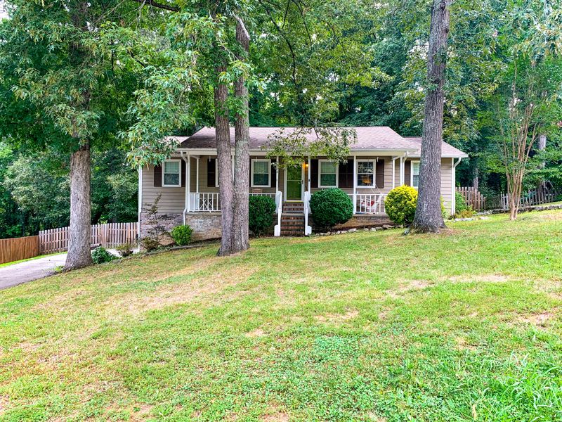 9902 Cedar Croft Cir, Knoxville, TN 37932