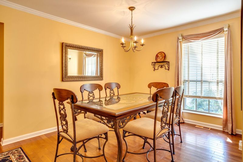 9909 Locklear Way, Knoxville, TN 37931