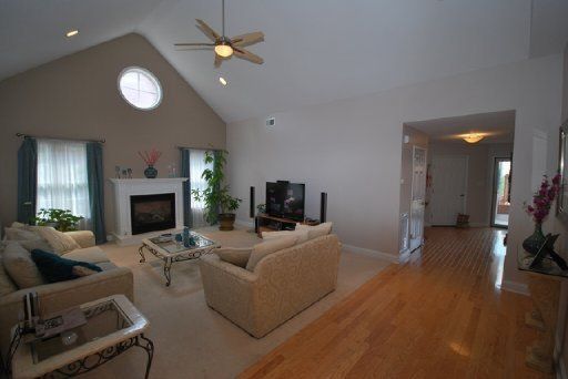 991 Fine Glen Dr, Sevierville, TN 37862