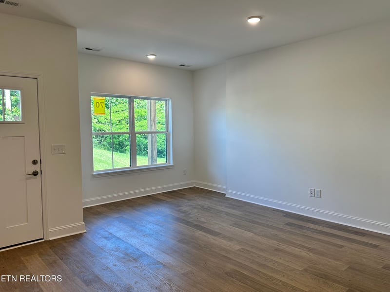 9912 Terra Vista Way, Knoxville, TN 37931
