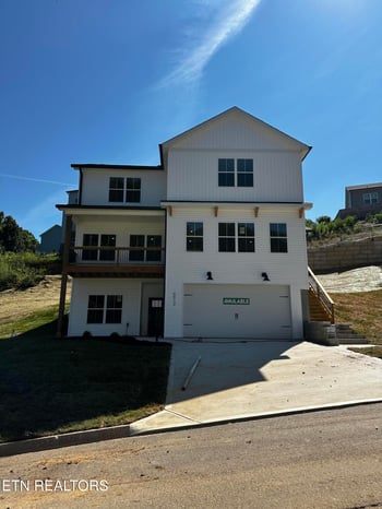 9912 Terra Vista Way, Knoxville, TN 37931