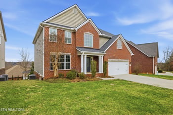 9915 Winding Hill Ln, Knoxville, TN 37931