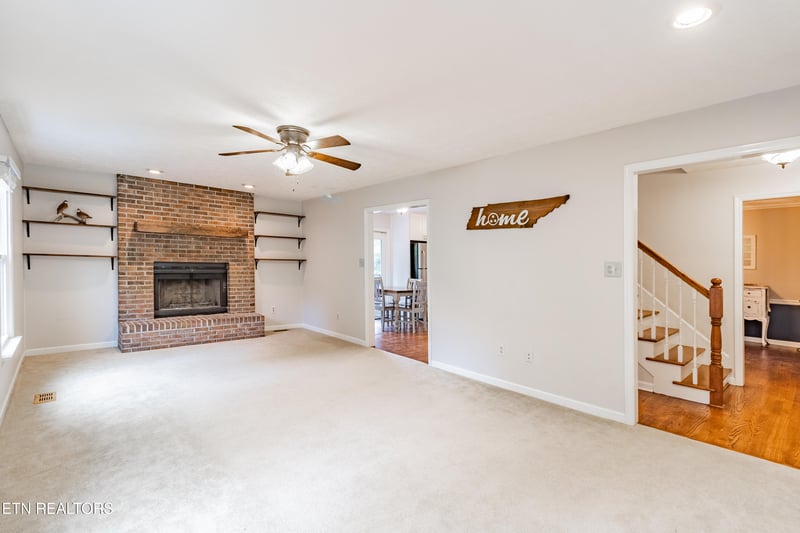9916 Cedar Croft Cir, Knoxville, TN 37932