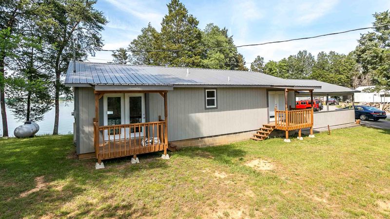 992 Leisure Ln, Sevierville, TN 37876