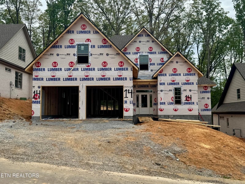 9926 Rio Bravo Ln, Knoxville, TN 37922