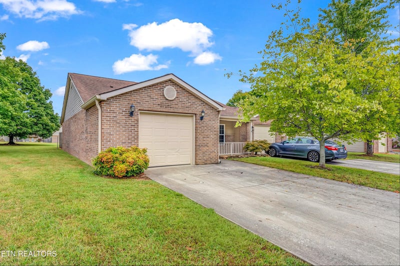 9929 Greylock Way, Knoxville, TN 37931