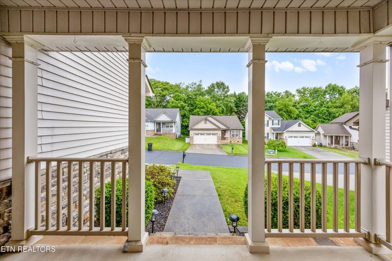 9934 Thunderbolt Way, Knoxville, TN 37923