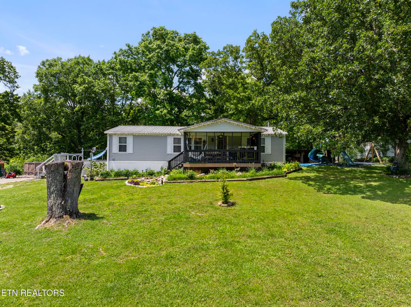 9952 Highway 131, Washburn, TN 37888