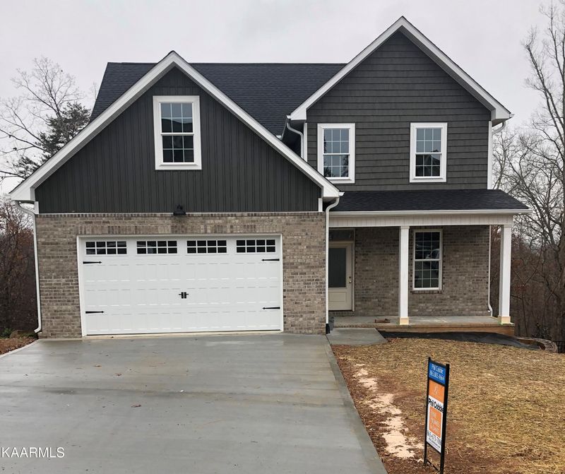 9956 Winding Hill Ln, Knoxville, TN 37931