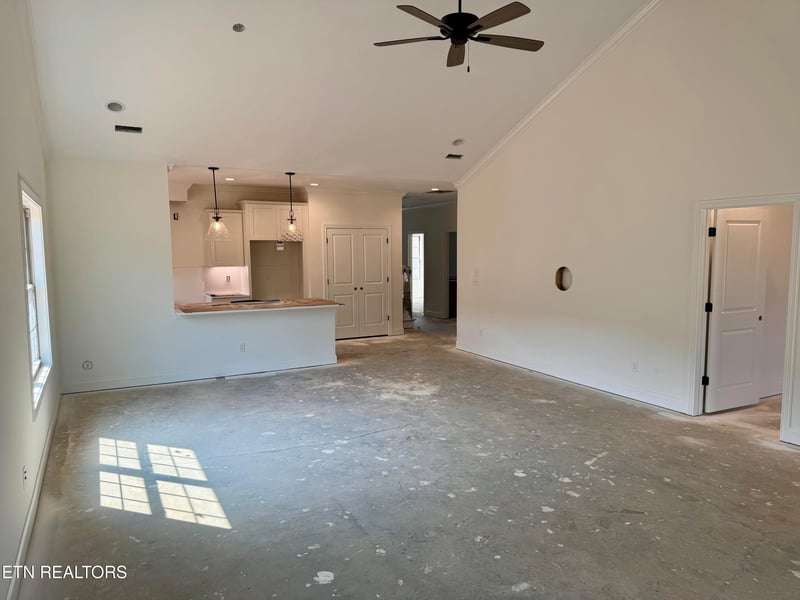 9975 Rio Bravo Ln, Knoxville, TN 37922
