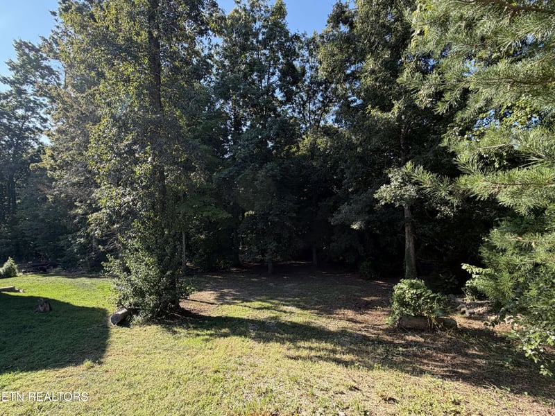 9976 Winding Hill Ln, Knoxville, TN 37931