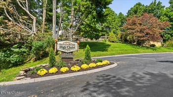 Gatlinburg, TN 37738