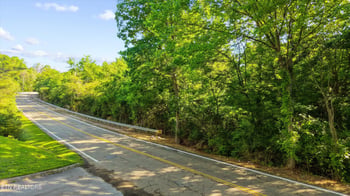 L-19 Dry Gap, Knoxville, TN 37912