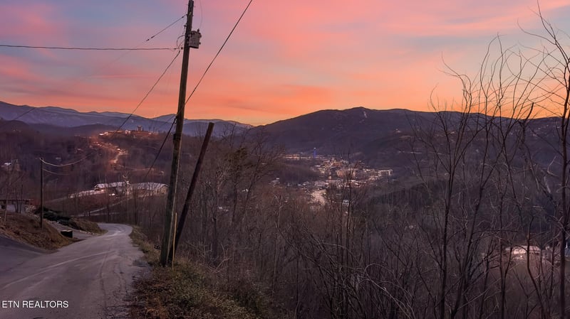 L 3 Tower Rd, Gatlinburg, TN 37738