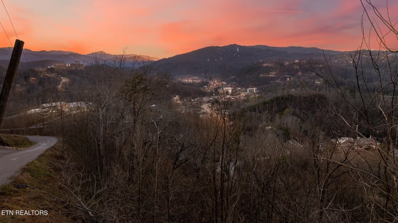 L 3 Tower Rd, Gatlinburg, TN 37738