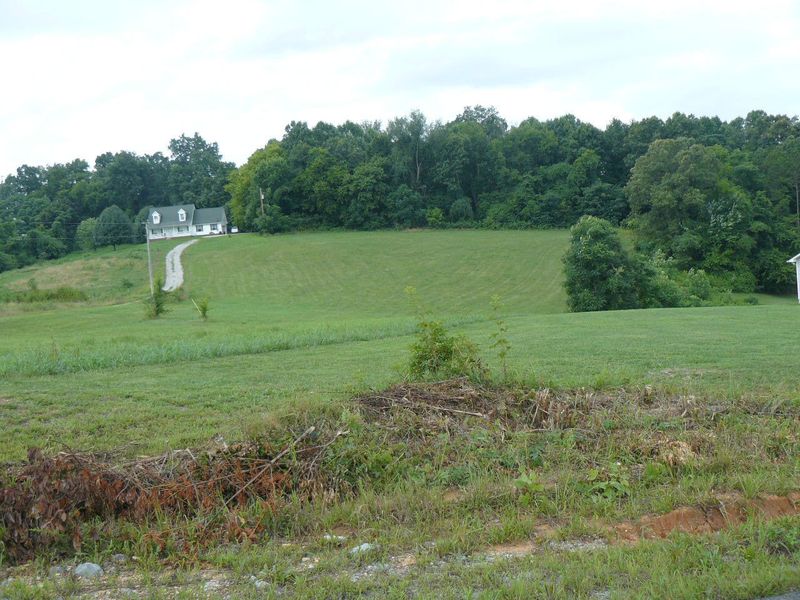 L 81 Holston River Dr, Rutledge, TN 37861