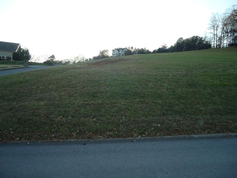 Lot 1 Summerhill Dr, Kodak, TN 37764