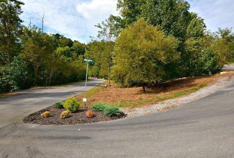 Lot 122 Summit Trails Dr, Sevierville, TN 37876