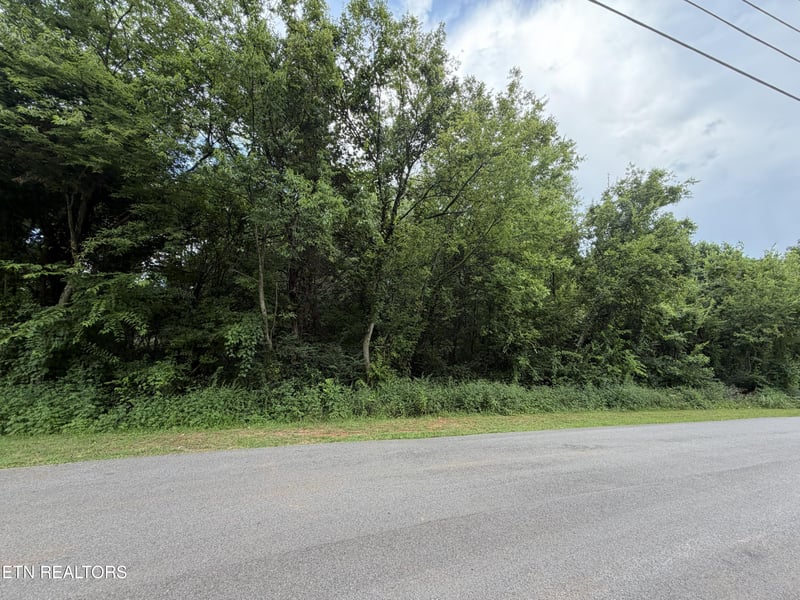 Lot 15 Sunrise Blvd, Kodak, TN 37764