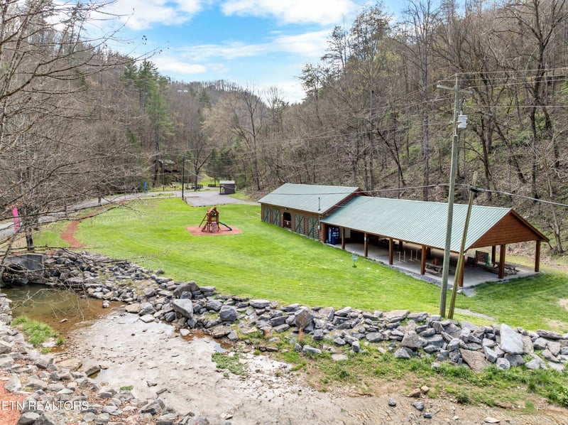 Lot 16 High Top Loop, Sevierville, TN 37862
