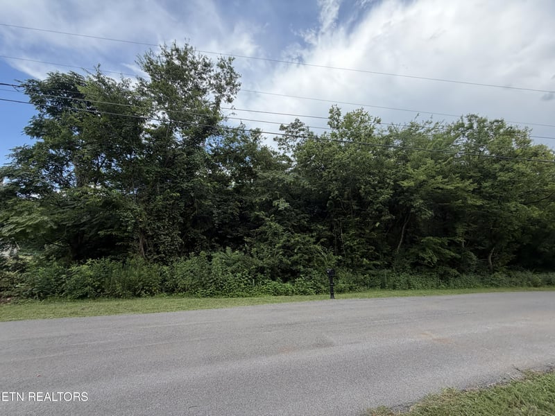 Lot 16 Sunrise Blvd, Kodak, TN 37764