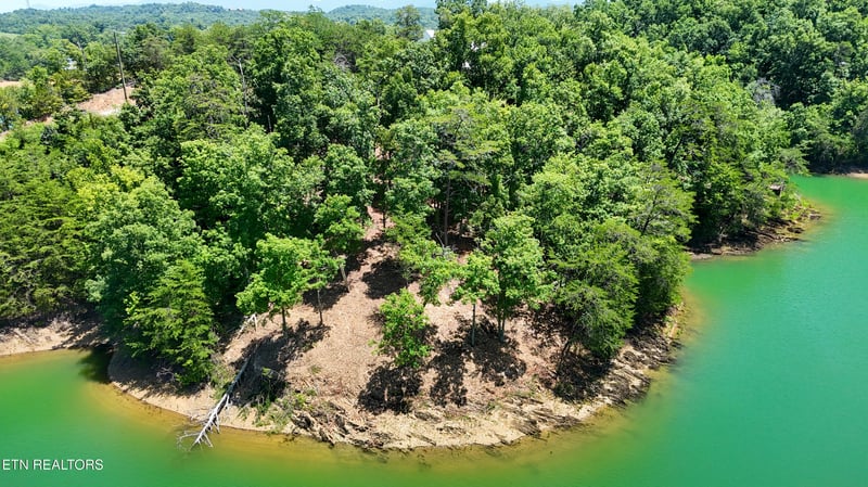 Lot 2 Lake Oaks Way, Sevierville, TN 37876