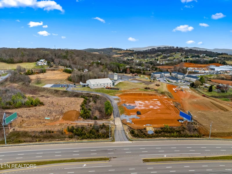 Lot 2 Winfield Dunn Pkwy, Kodak, TN 37764