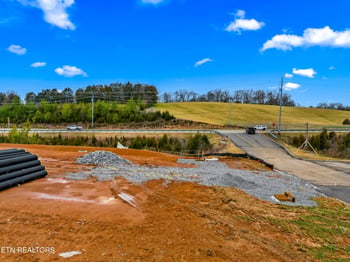 Lot 2 Winfield Dunn Pkwy, Kodak, TN 37764