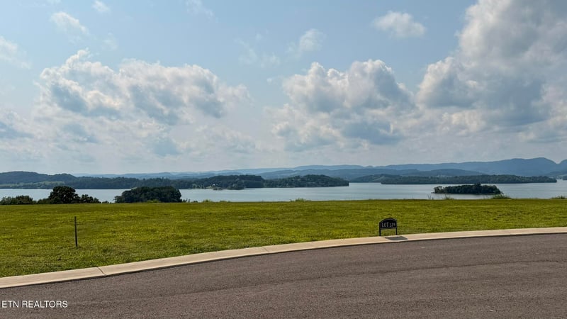 Lot 229 Heritage Shore, Morristown, TN 37814