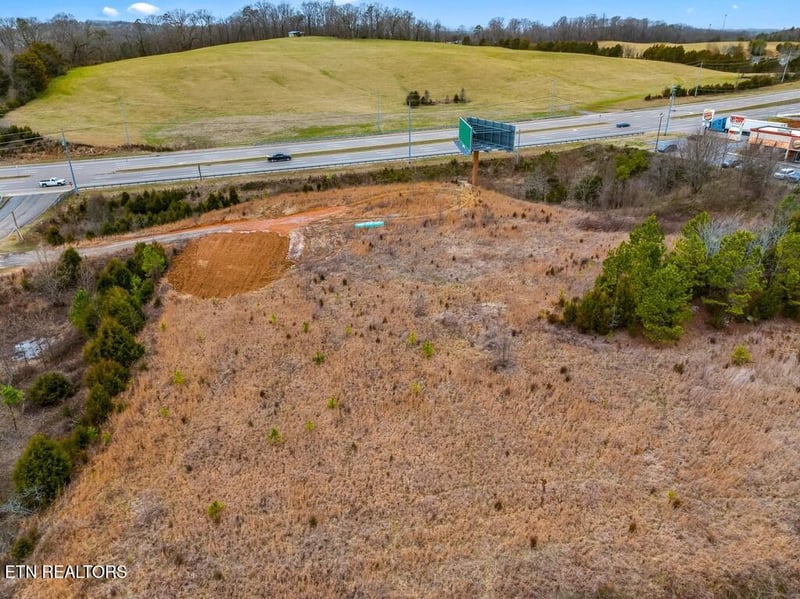 Lot 3 Winfield Dunn Pkwy, Kodak, TN 37764