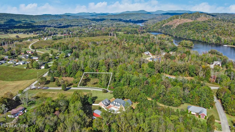 Lot 33 Indigo Bunting Dr, Harriman, TN 37748