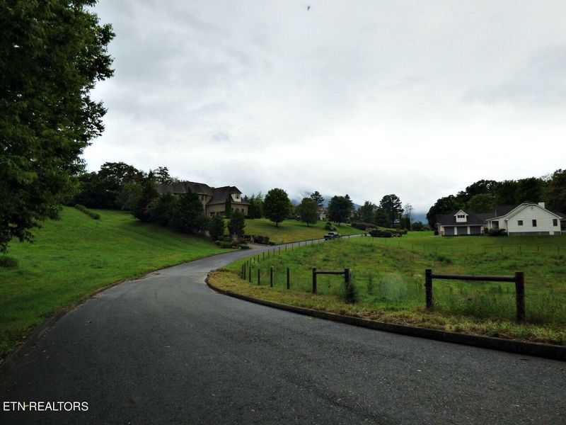 Lot 4 Stonehenge Way, Dandridge, TN 37725