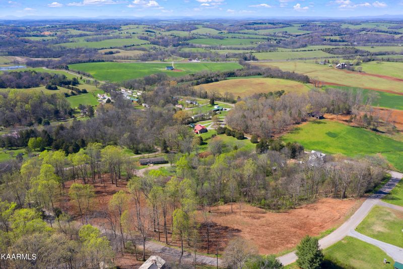 Lot 9 - 10 Eagle Ridge Dr, Philadelphia, TN 37846