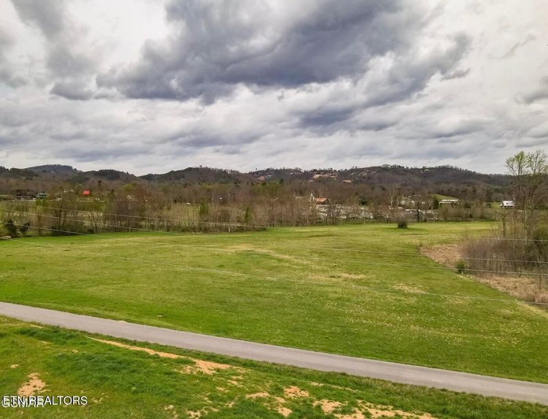 Lot B Tarwater Ln, Sevierville, TN 37862