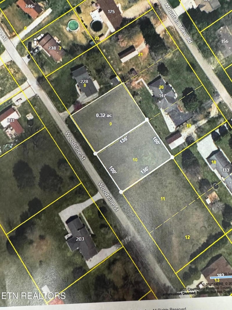 lots 9-10 Woodvine St, Jacksboro, TN 37757