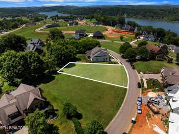 Loudon, TN 37774