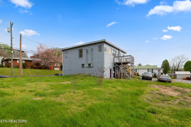 Loudon, TN 37774