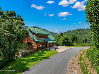 Pigeon Forge, TN 37863
