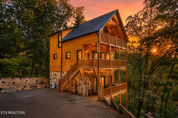 Sevierville, TN 37876