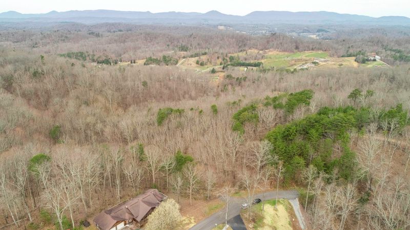 Tract 8 Skyline Ln, Powell, TN 37849