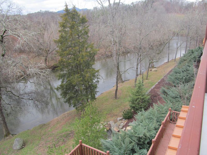 U-425 River Place Way #527, Sevierville, TN 37862