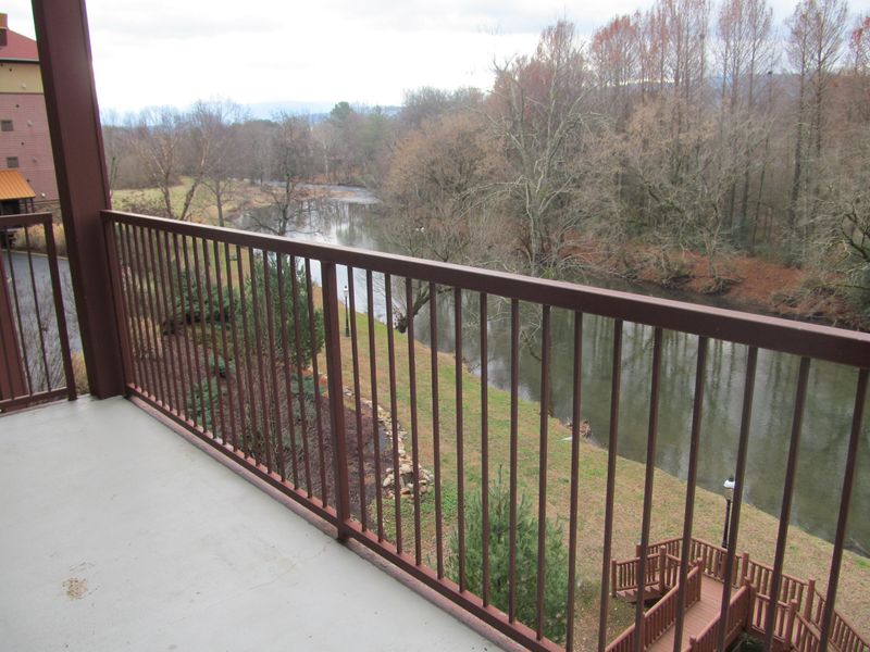 U-425 River Place Way #527, Sevierville, TN 37862