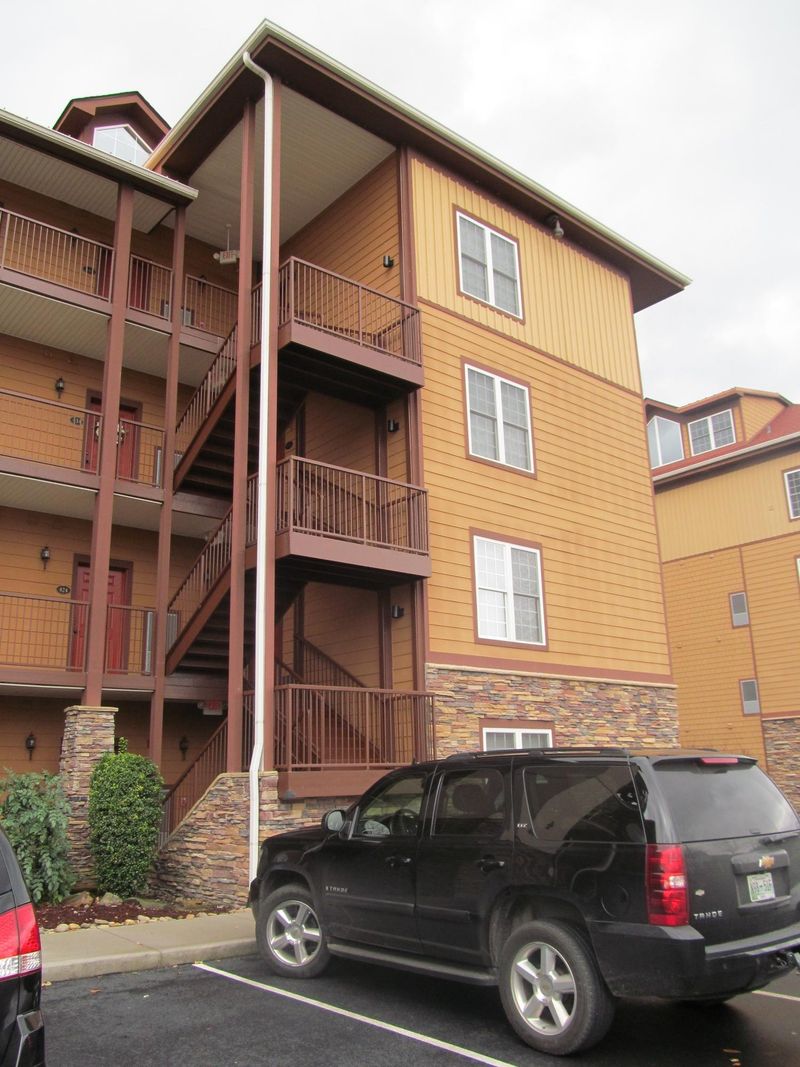 U-425 River Place Way #527, Sevierville, TN 37862
