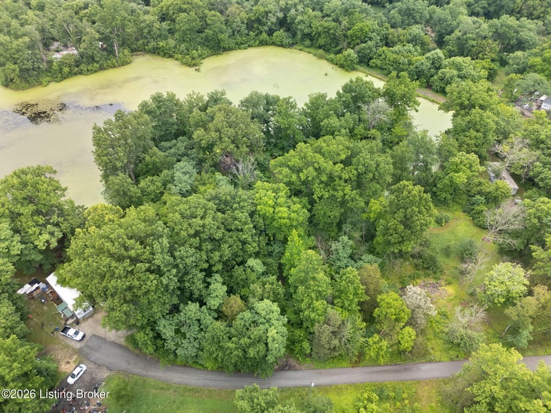 0 Caesars Ct Dr, Shepherdsville, KY 40165