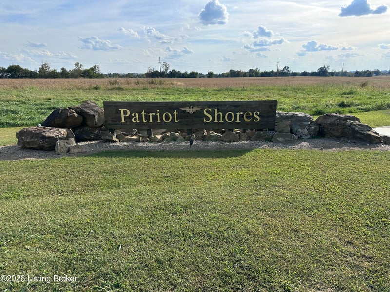 000 Patriot Shores Ln, Westview, KY 40178