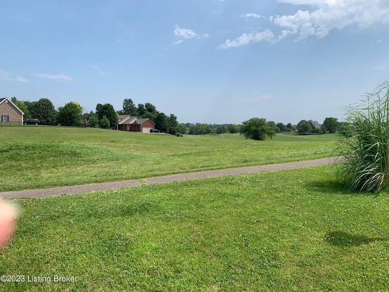 04 Deep Springs Dr, Bardstown, KY 40004
