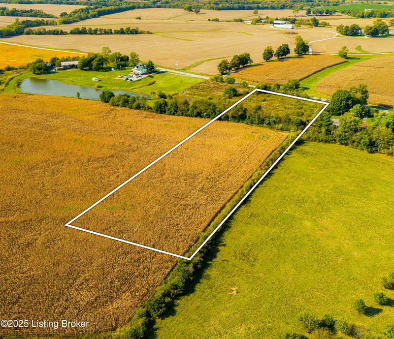 1 Castle Hwy, Pleasureville, KY 40057